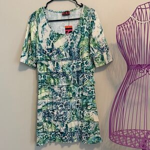 Isle Women's Green and White Ruffle Dress NWTs